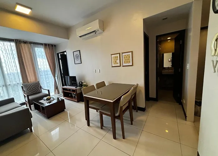 Cebu Cozy Ocean View 1br,17th,pool,wifi,mactan 아파트호텔